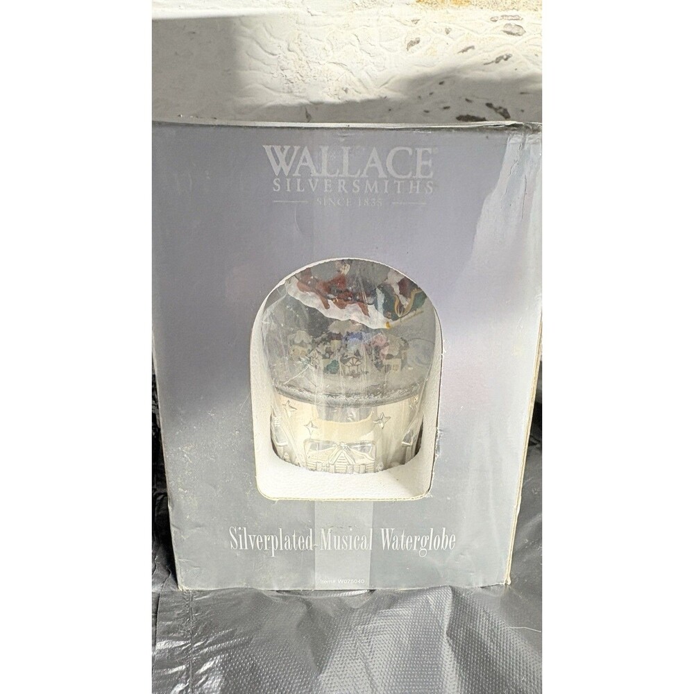 Wallace Silverplated Musical Flying Santa Snow Globe 2002 Tested & Works Great